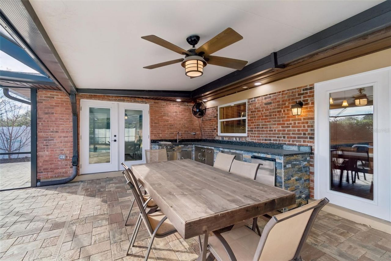 3106 Lake Ellen Drive, Tampa, FL 33618 Photo
