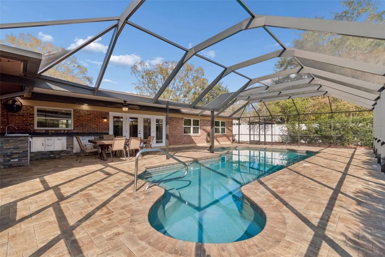 3106 Lake Ellen Drive, Tampa, FL 33618 Photo
