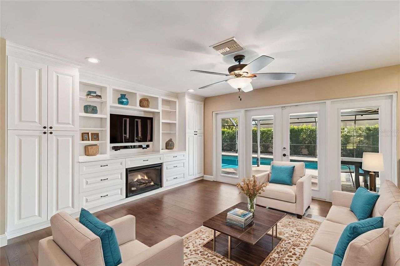 3106 Lake Ellen Drive, Tampa, FL 33618 Photo