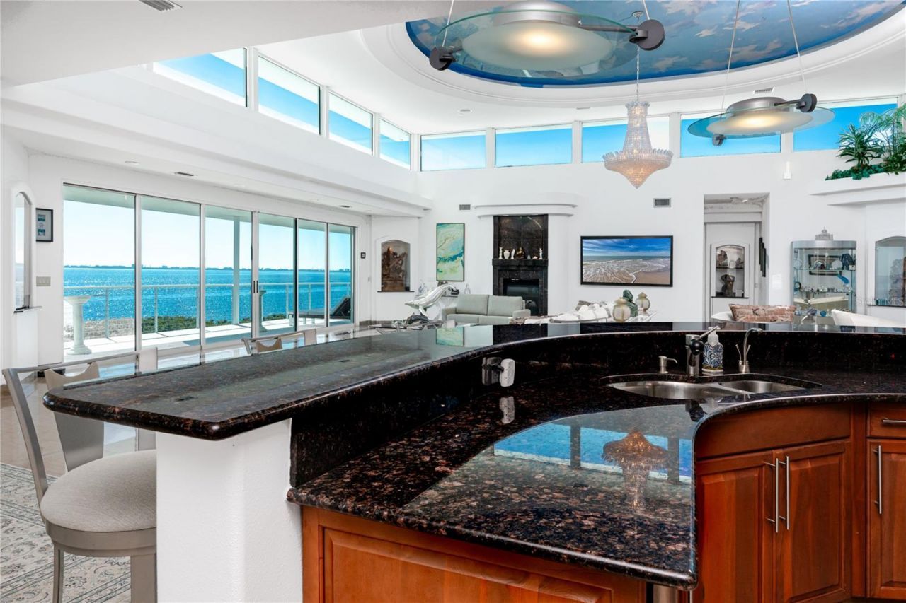 4908 64th Drive W, Bradenton, FL 34210 Photo