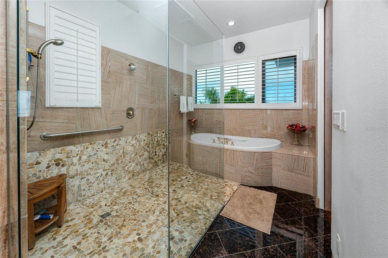 4908 64th Drive W, Bradenton, FL 34210 Photo