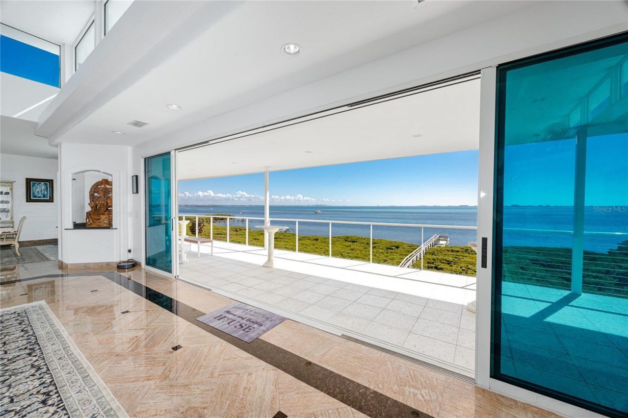 4908 64th Drive W, Bradenton, FL 34210 Photo