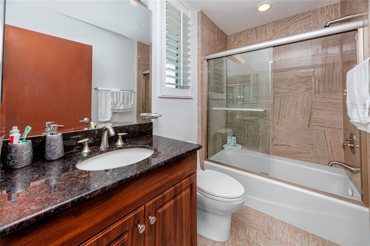 4908 64th Drive W, Bradenton, FL 34210 Photo