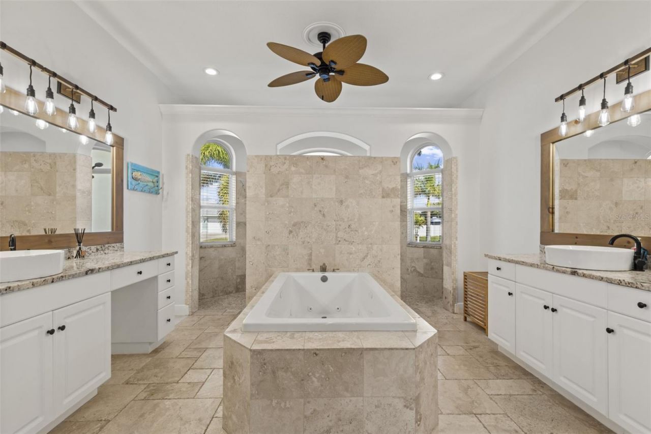 2114 SW 29th Terrace, Cape Coral, FL 33914 Photo