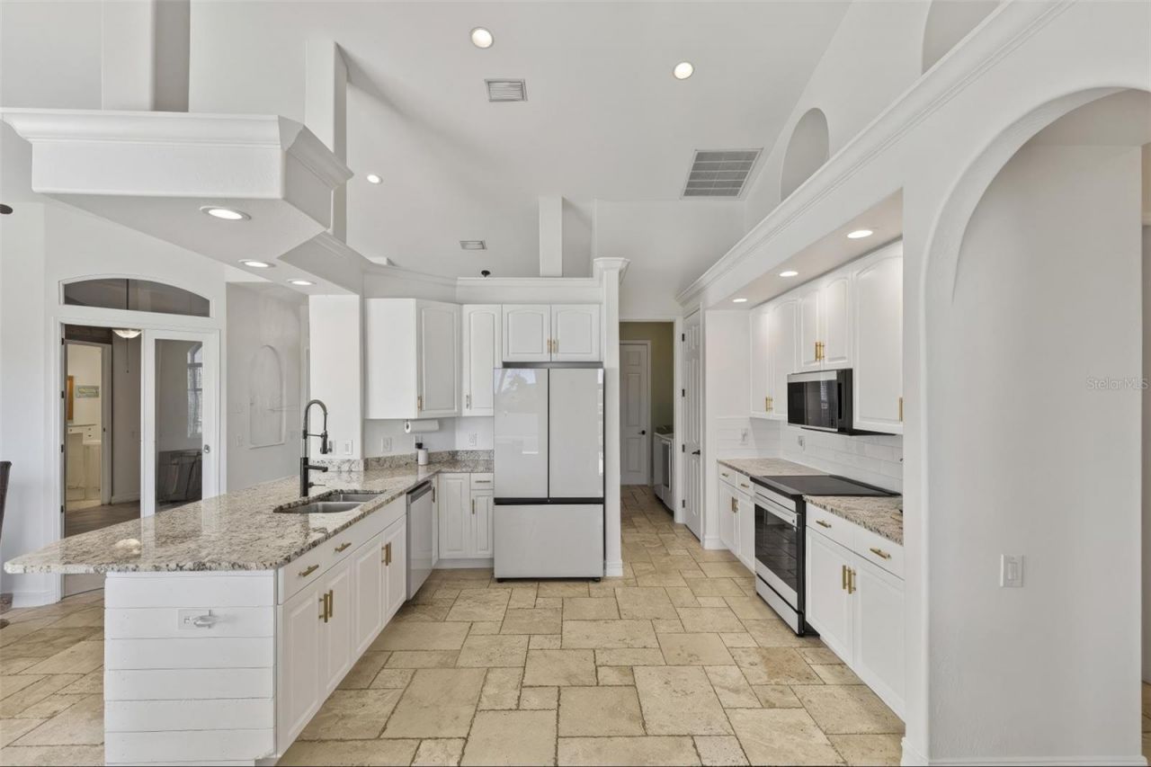 2114 SW 29th Terrace, Cape Coral, FL 33914 Photo