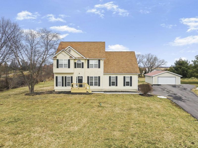 6904 Coonpath Road NE, Lancaster, OH 43130 Photo 1