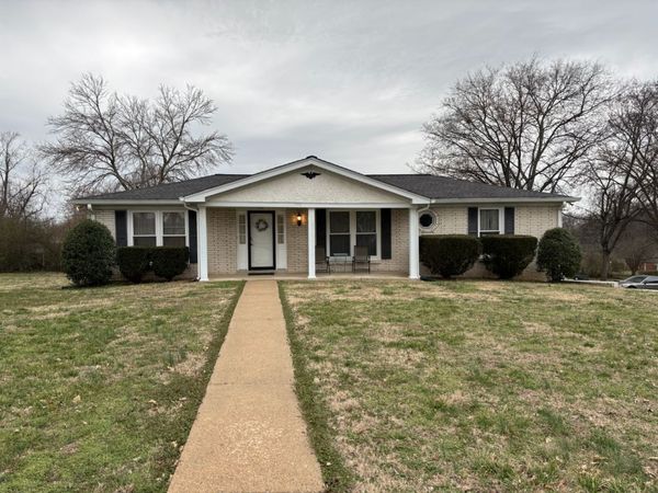 1112 Earls St, Gallatin, TN 37066