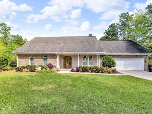 40 Brody Lane, Petal, MS 39465