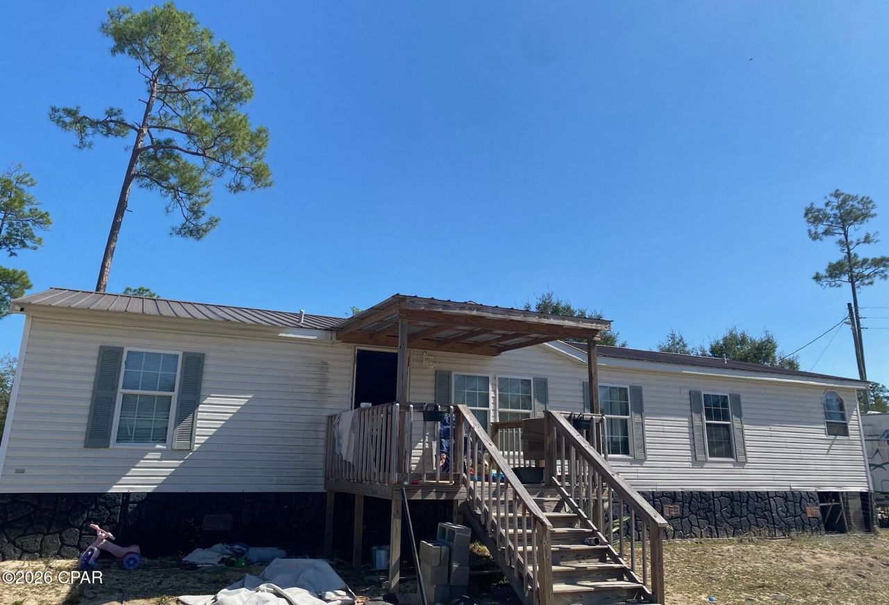 20410 Amber Lane , Fountain, FL 32438 Main Photo