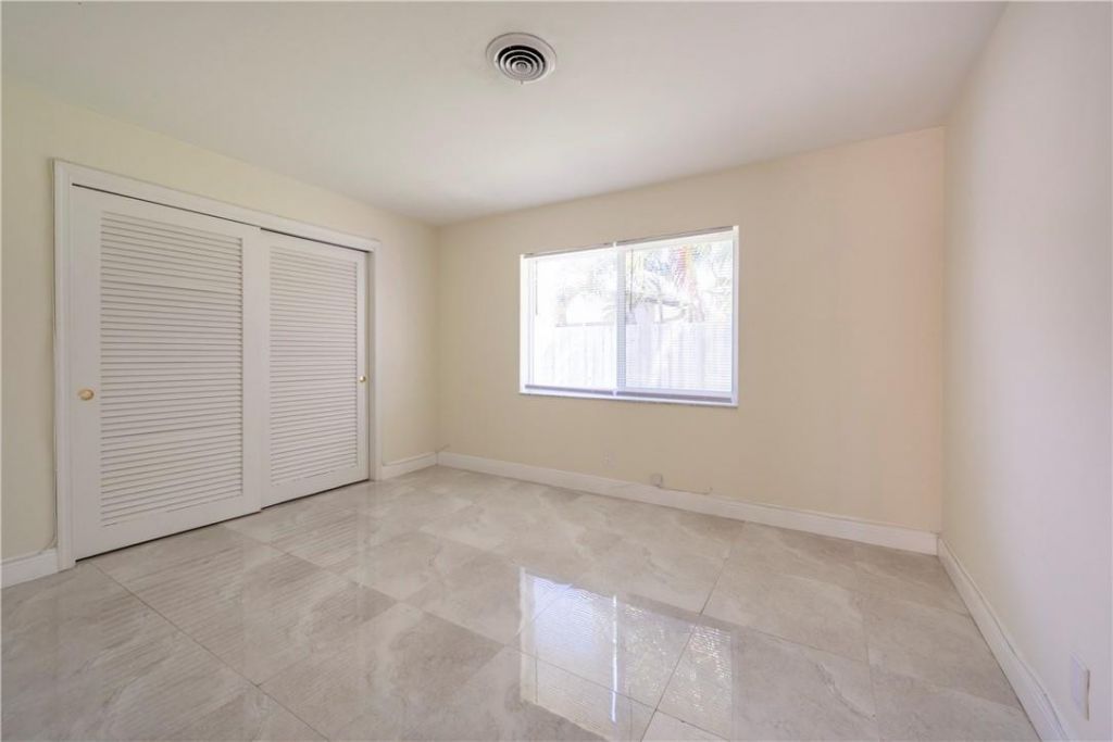 5200 NE 15th Avenue, Fort Lauderdale, FL 33334 Photo