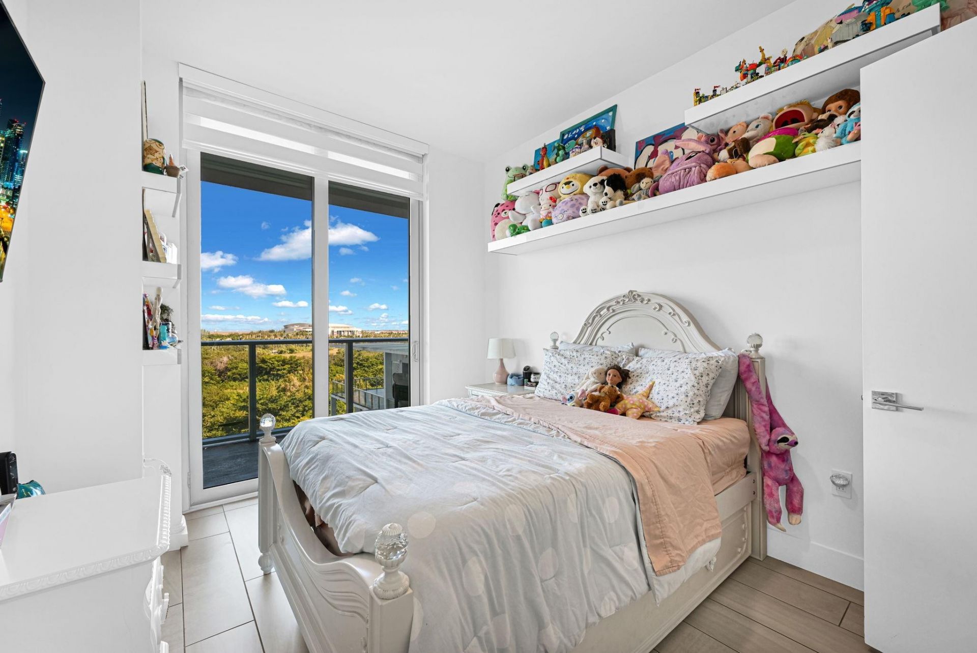 2000 Metropica Way, Unit 801, Sunrise, FL 33323 Photo