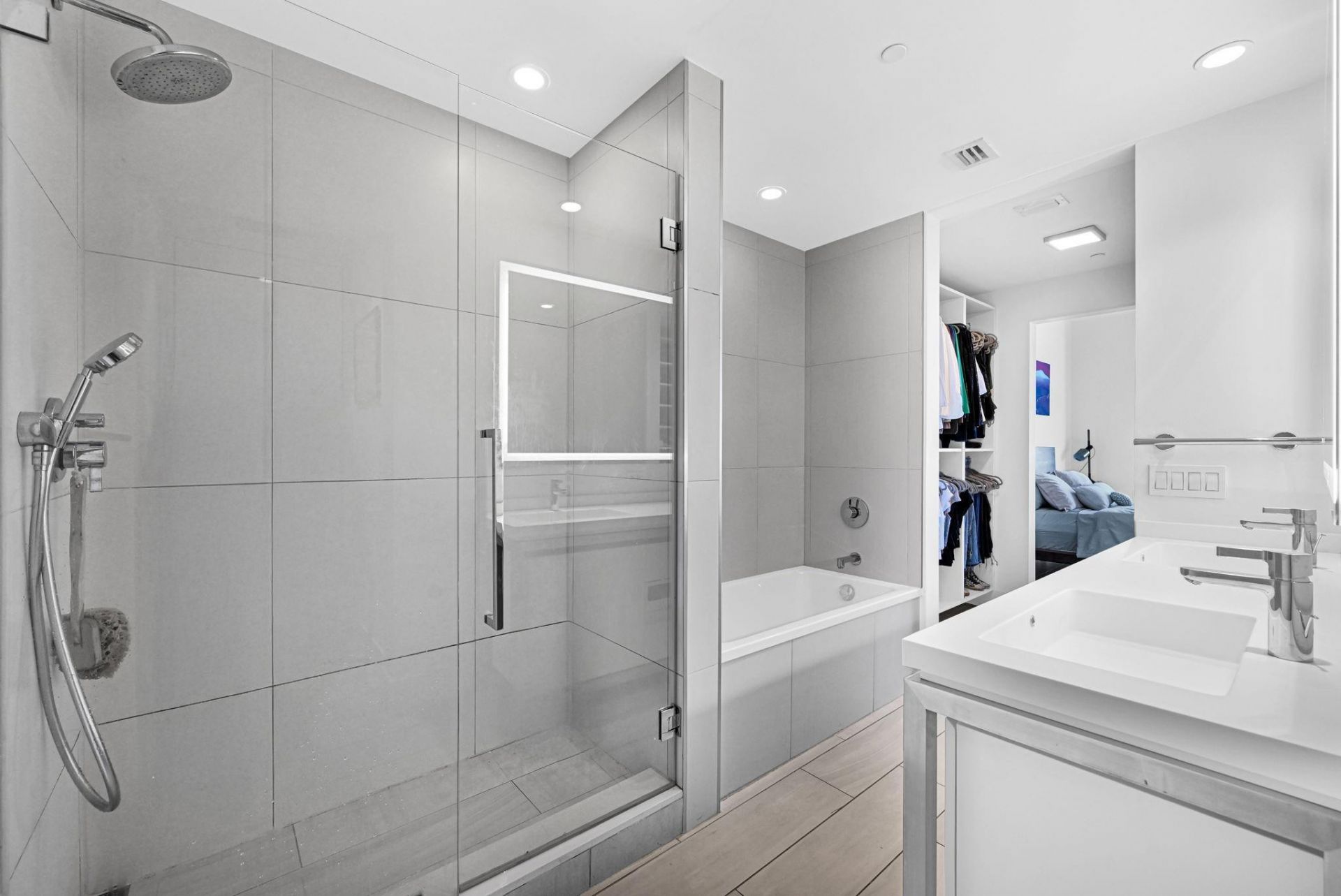 2000 Metropica Way, Unit 801, Sunrise, FL 33323 Photo