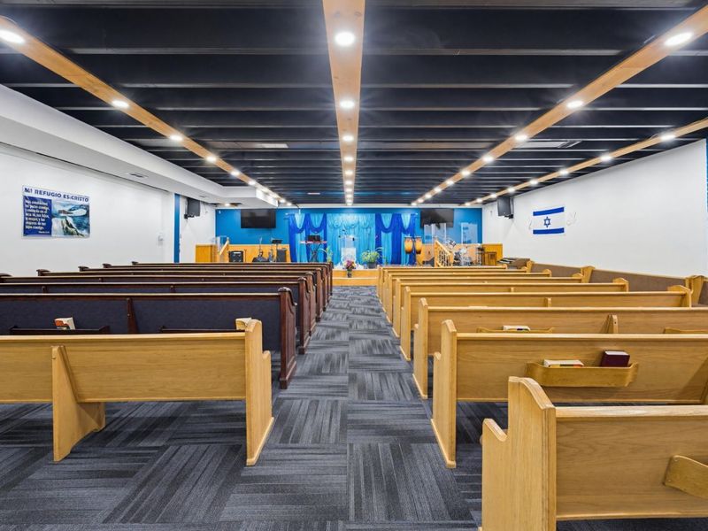 2060 Brentnell Avenue , Columbus, OH 43219 Photo 18