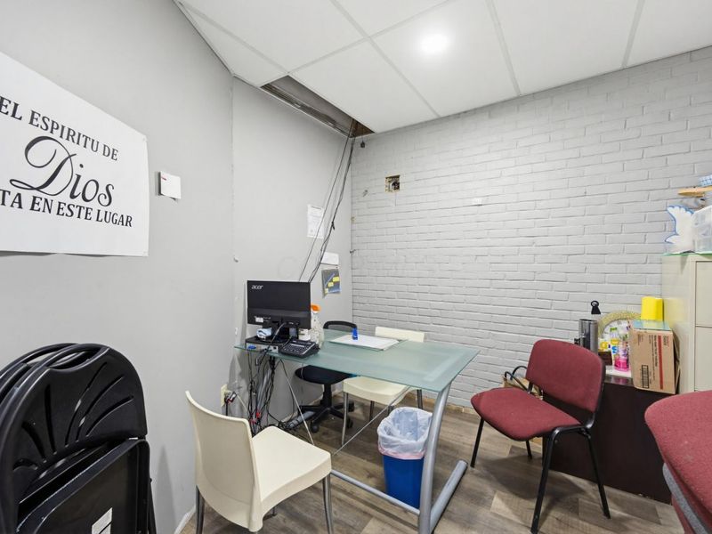 2060 Brentnell Avenue , Columbus, OH 43219 Photo 27