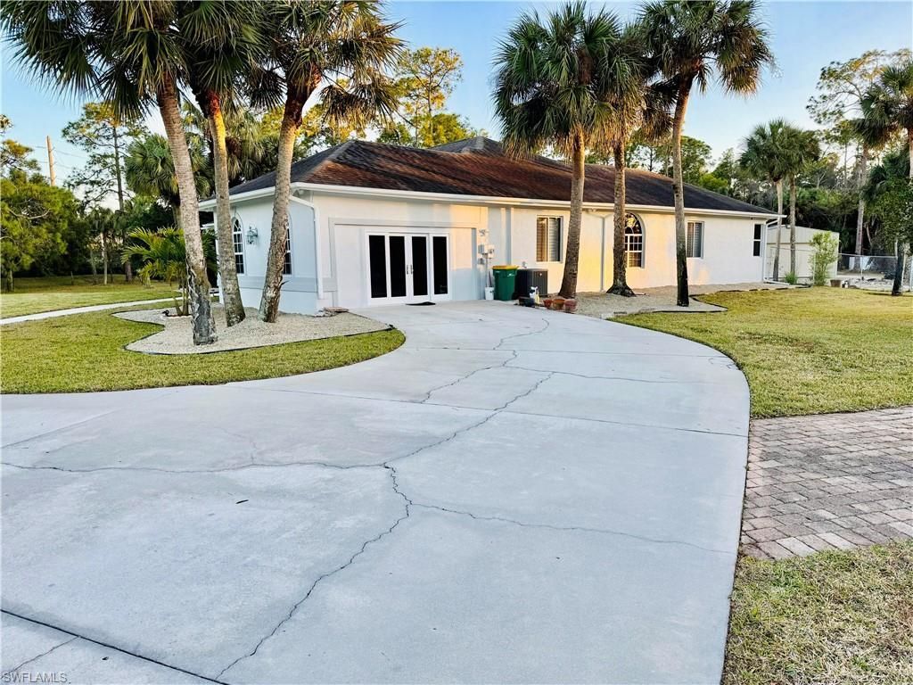 3960 1st Ave Nw, Naples, FL 34119 Photo