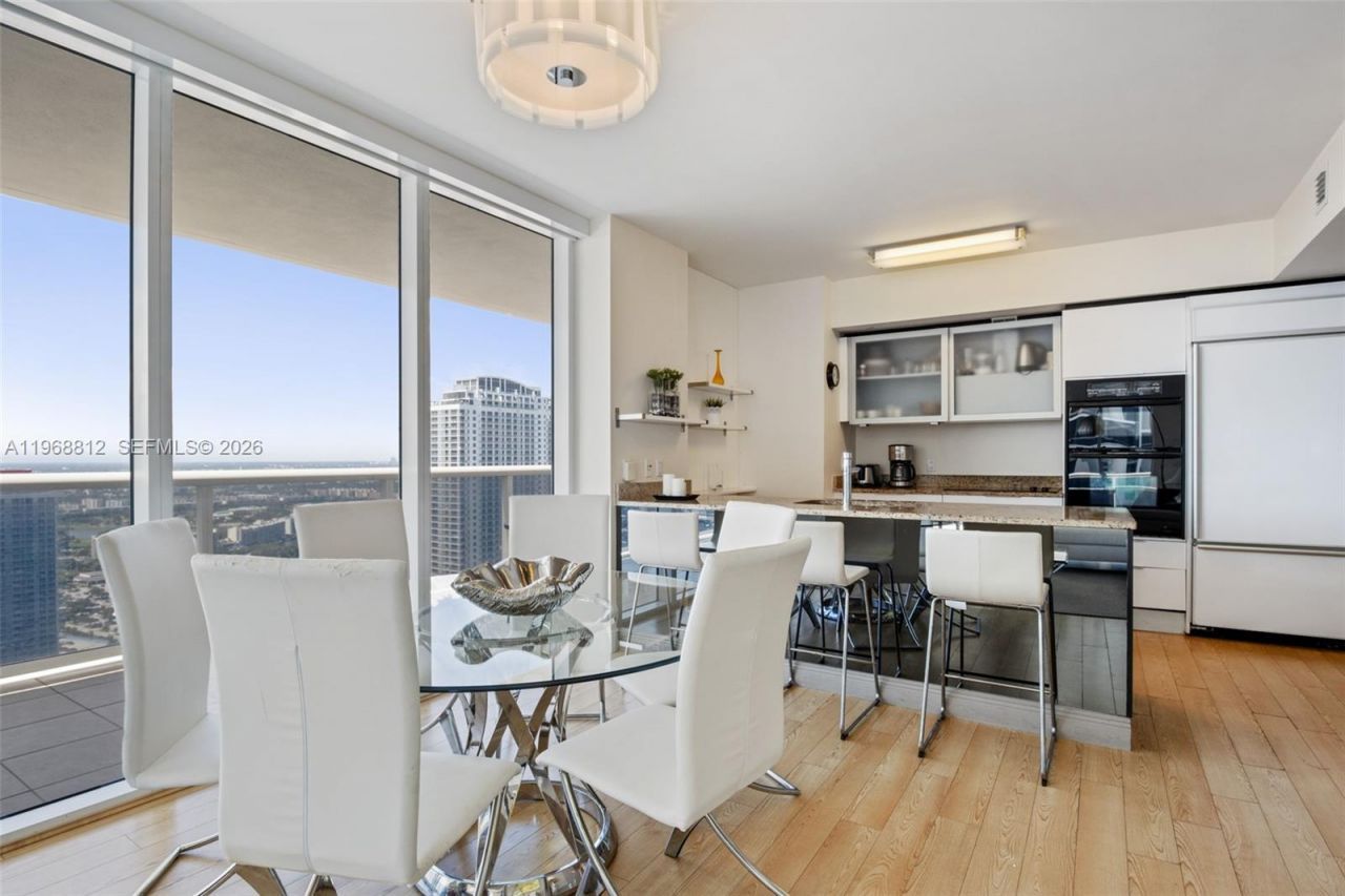 1830 S Ocean Dr, Unit 3906, Hallandale Beach, FL 33009 Photo
