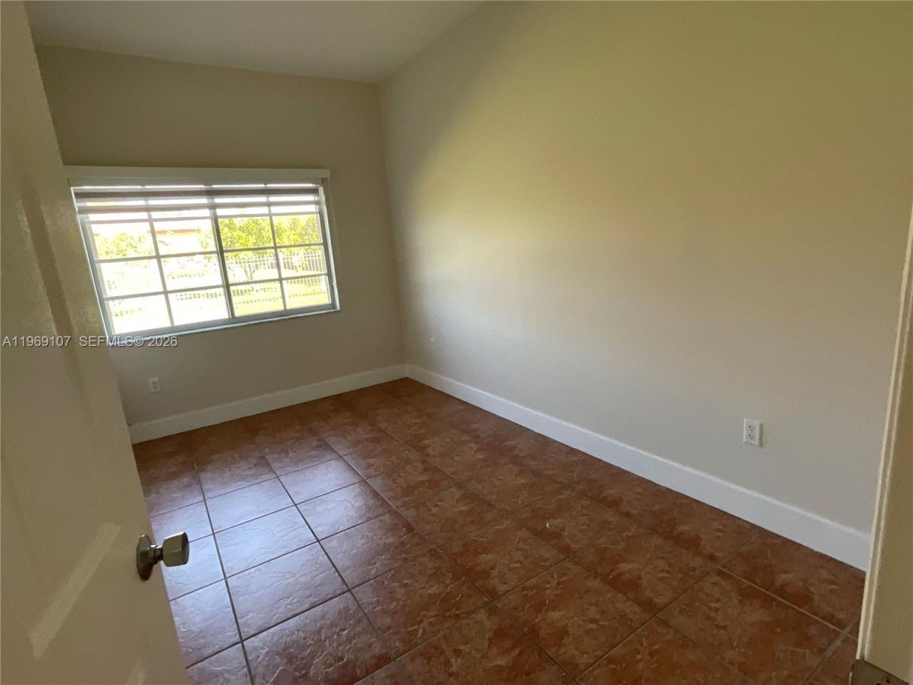 12500 SW 43rd St, Unit R1, Miami, FL 33175 Photo