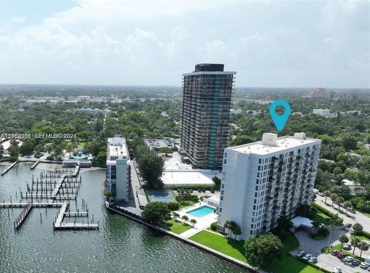 880 NE 69th St, Unit 4L, Miami, FL 33138 Photo