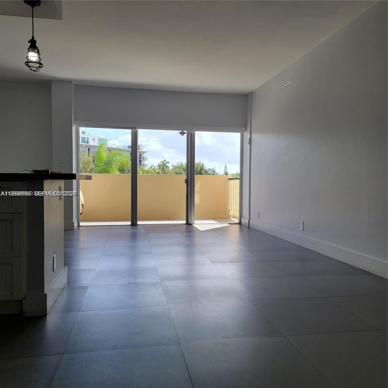 880 NE 69th St, Unit 4L, Miami, FL 33138 Photo