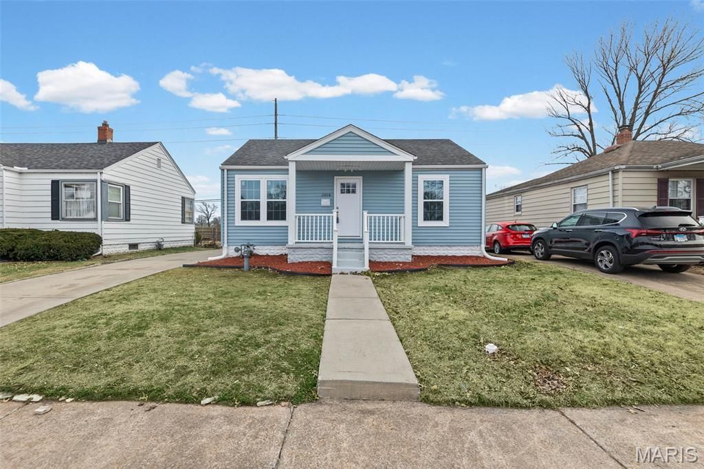 2604 E 27th Street, Granite City, IL 62040 Main Photo