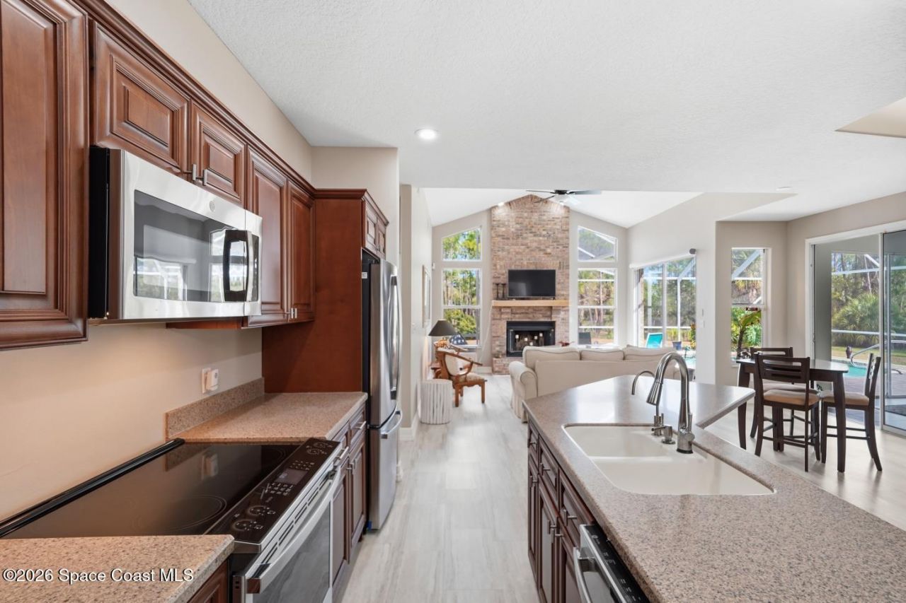 1870 Cypress Lake Drive, Grant-valkaria, FL 32949 Photo