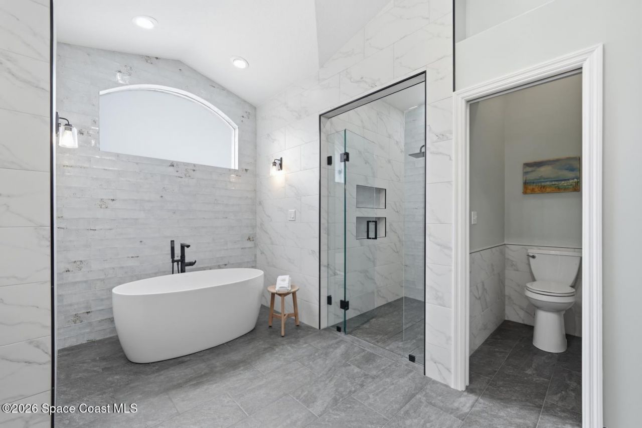 1870 Cypress Lake Drive, Grant-valkaria, FL 32949 Photo