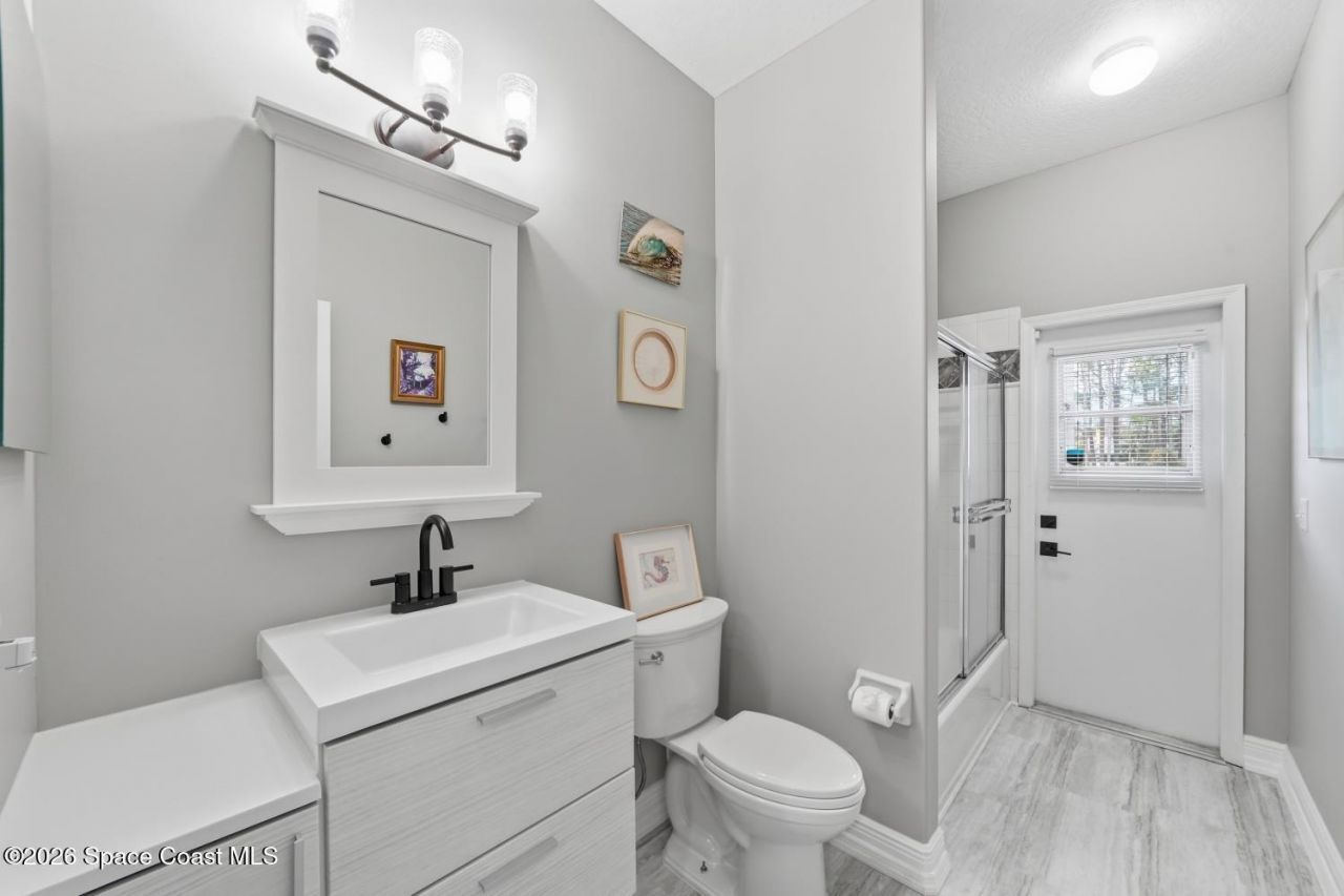 1870 Cypress Lake Drive, Grant-valkaria, FL 32949 Photo