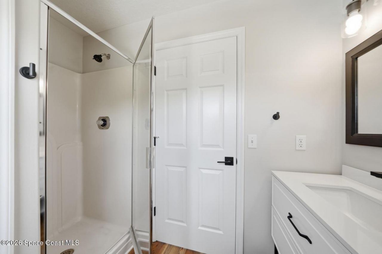 1870 Cypress Lake Drive, Grant-valkaria, FL 32949 Photo