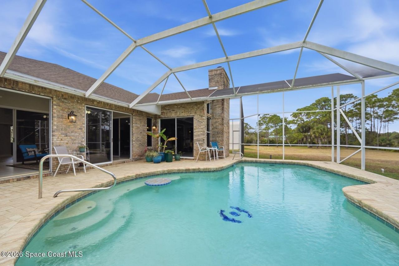 1870 Cypress Lake Drive, Grant-valkaria, FL 32949 Photo