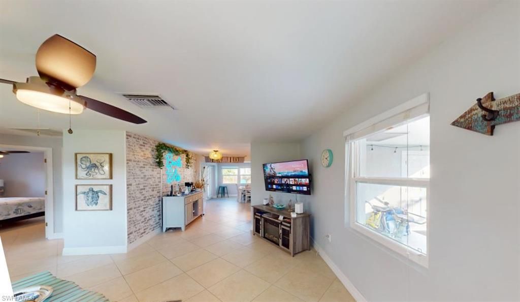 560 E Valley Dr, Bonita Springs, FL 34134 Photo