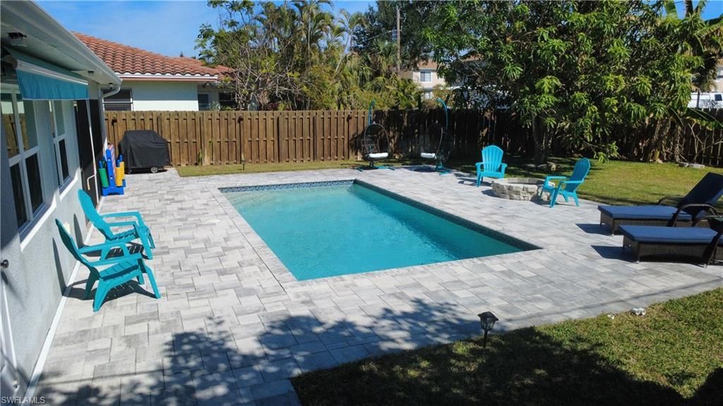 560 E Valley Dr, Bonita Springs, FL 34134 Photo