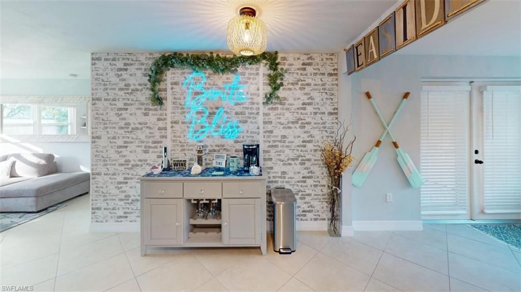 560 E Valley Dr, Bonita Springs, FL 34134 Photo