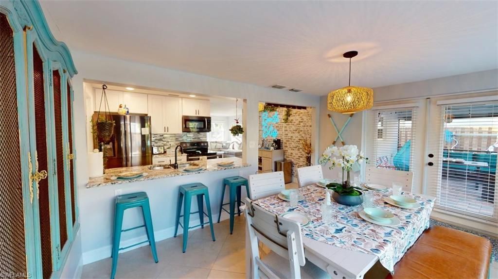 560 E Valley Dr, Bonita Springs, FL 34134 Photo