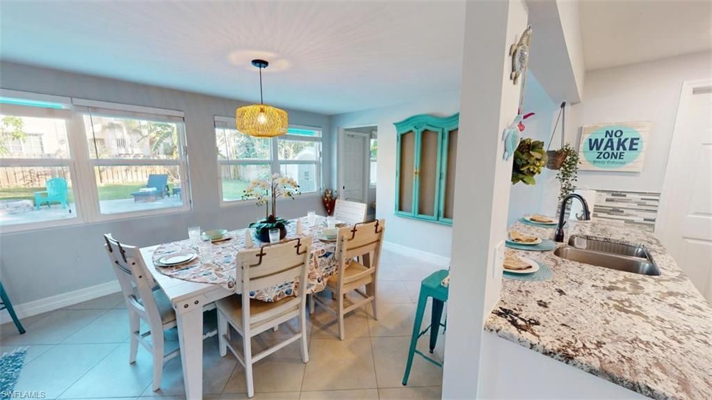 560 E Valley Dr, Bonita Springs, FL 34134 Photo