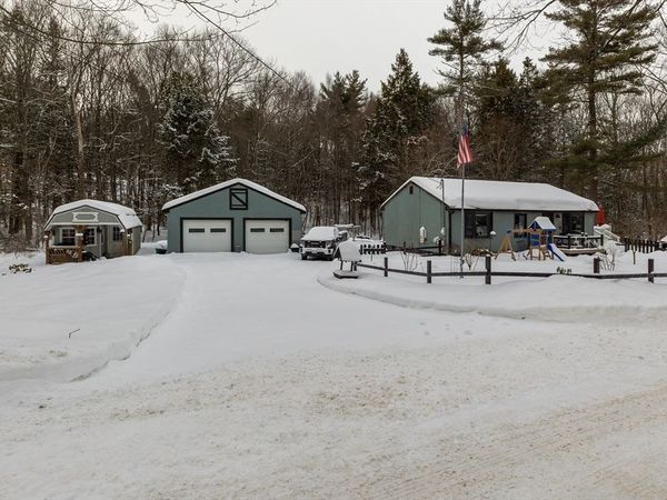 40 Shedd Rd, Bernardston, MA 01337