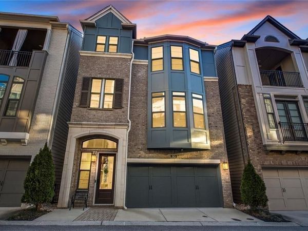 513 NE Broadview Place NE, Atlanta, GA 30324