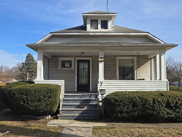 7 N State Street, Glenwood, IL 60425