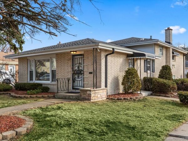 8855 S Richmond Avenue, Evergreen Park, IL 60805