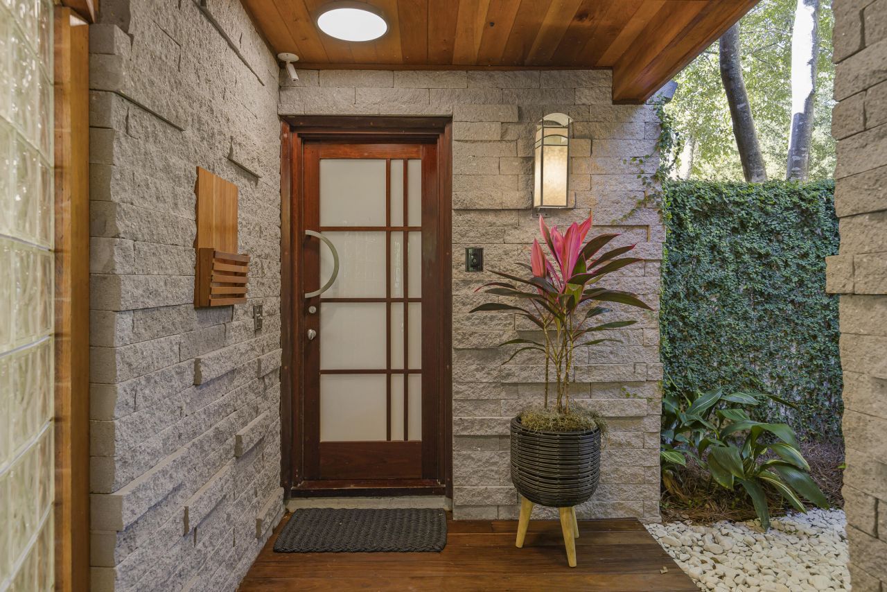 901 Red Coat Run Photo 13