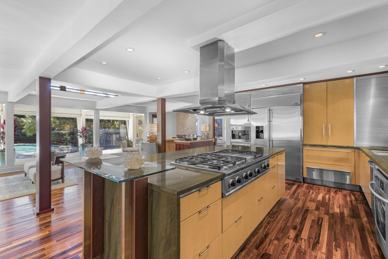 901 Red Coat Run Photo 20