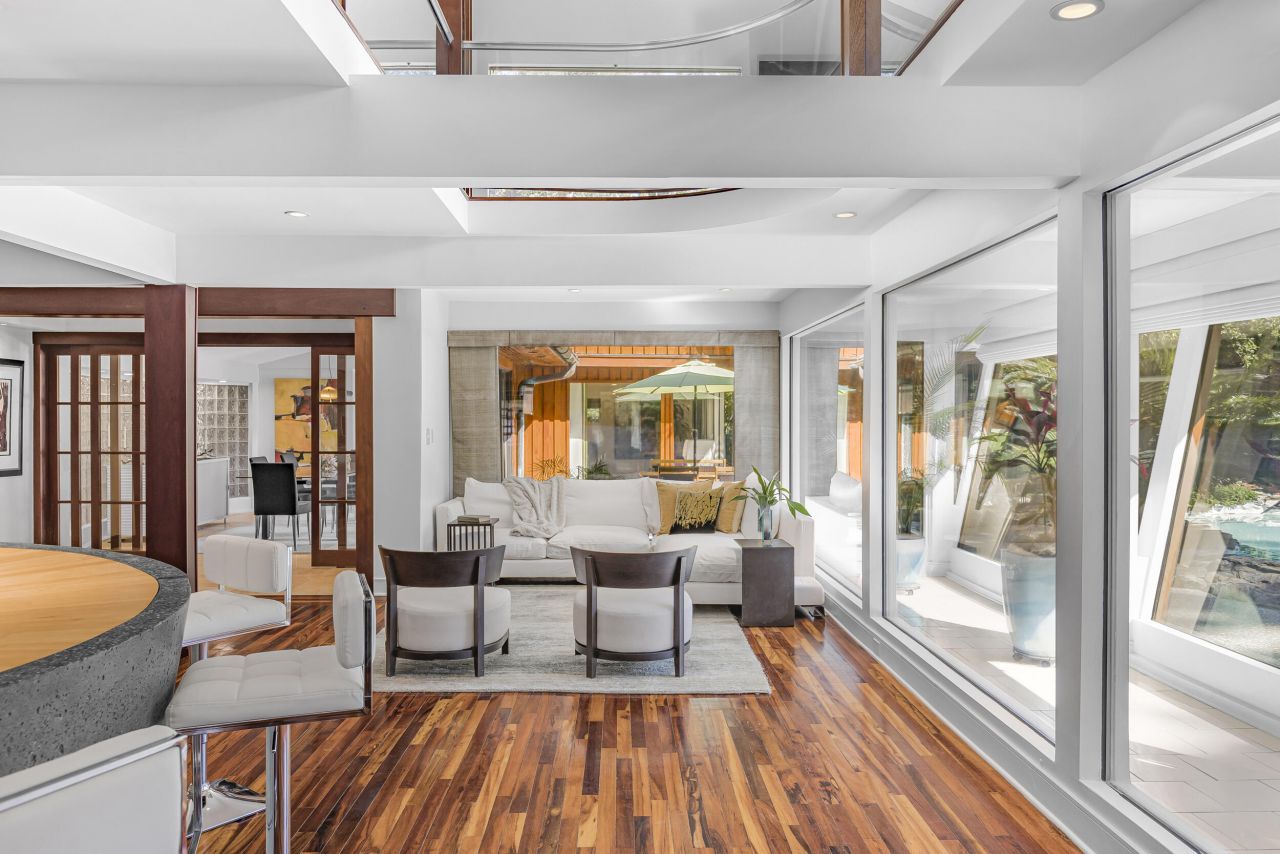 901 Red Coat Run Photo 21