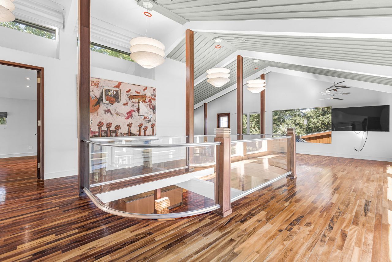 901 Red Coat Run Photo 39