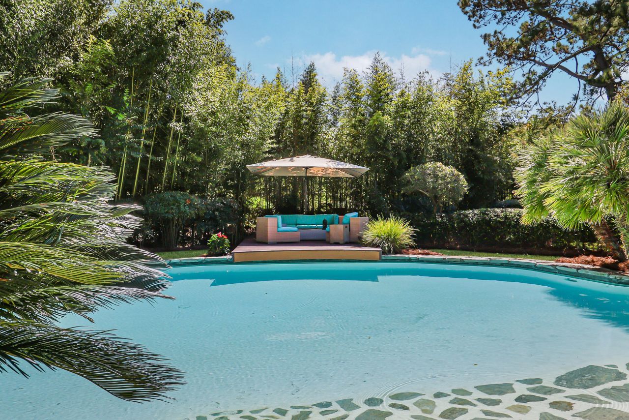 901 Red Coat Run Photo 4