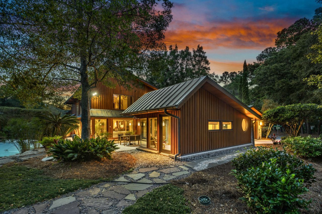 901 Red Coat Run Photo 60