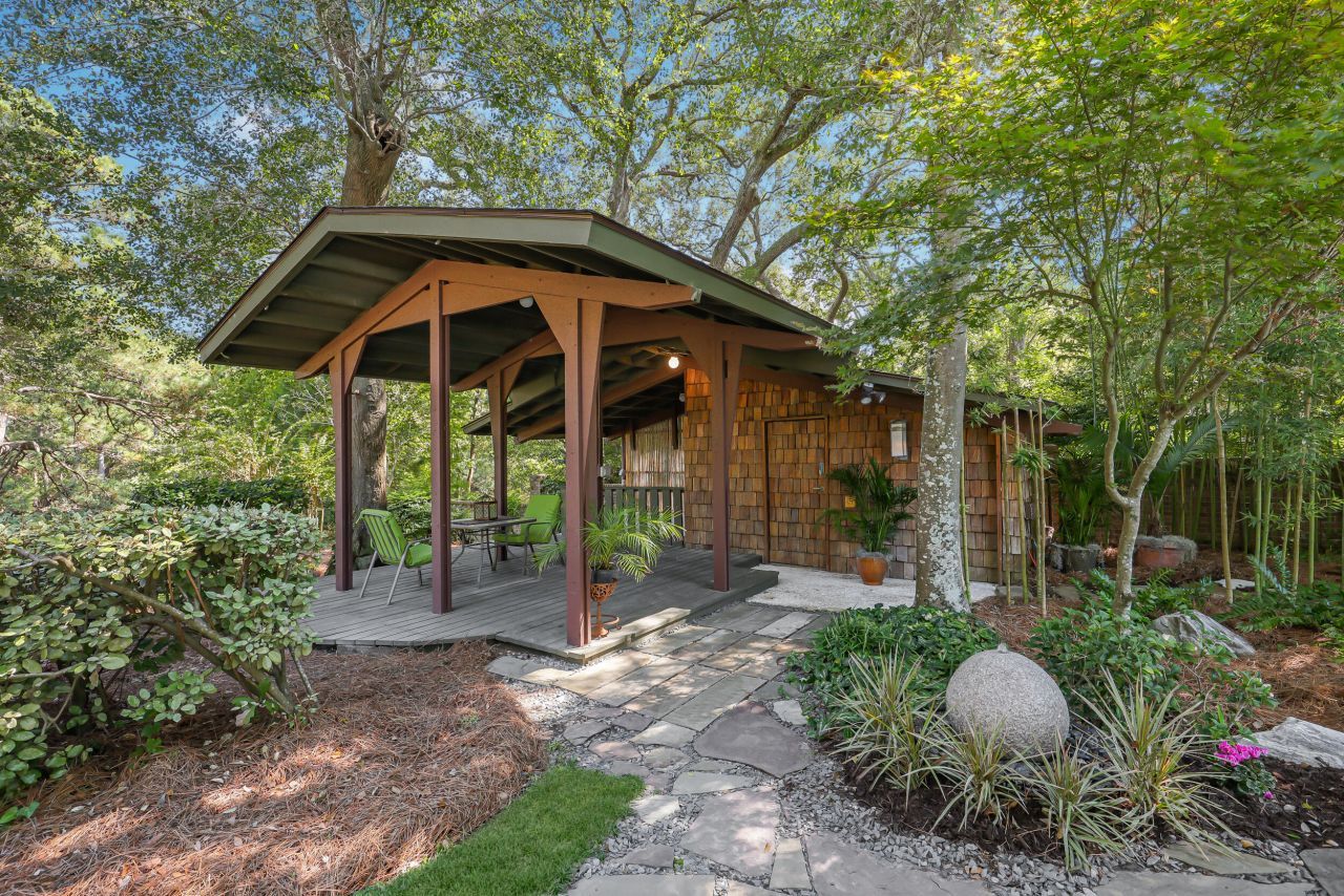 901 Red Coat Run Photo 68