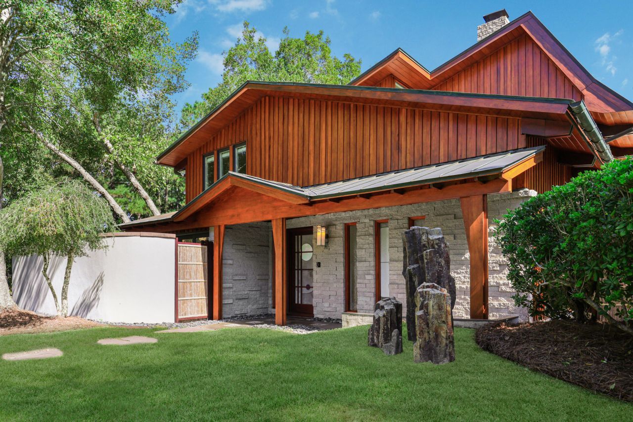 901 Red Coat Run Photo 9