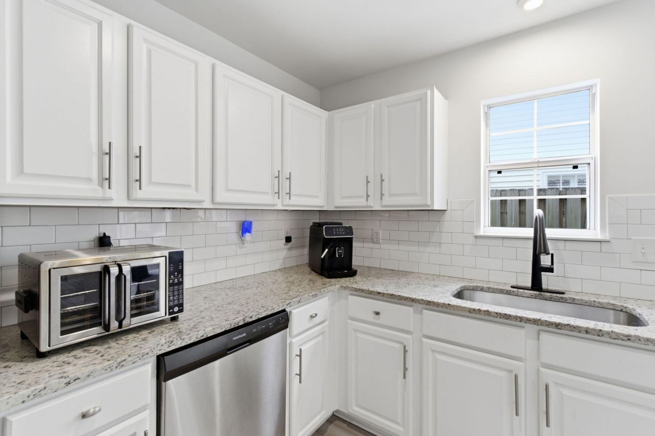 4875 Carnoustie Court Photo 10