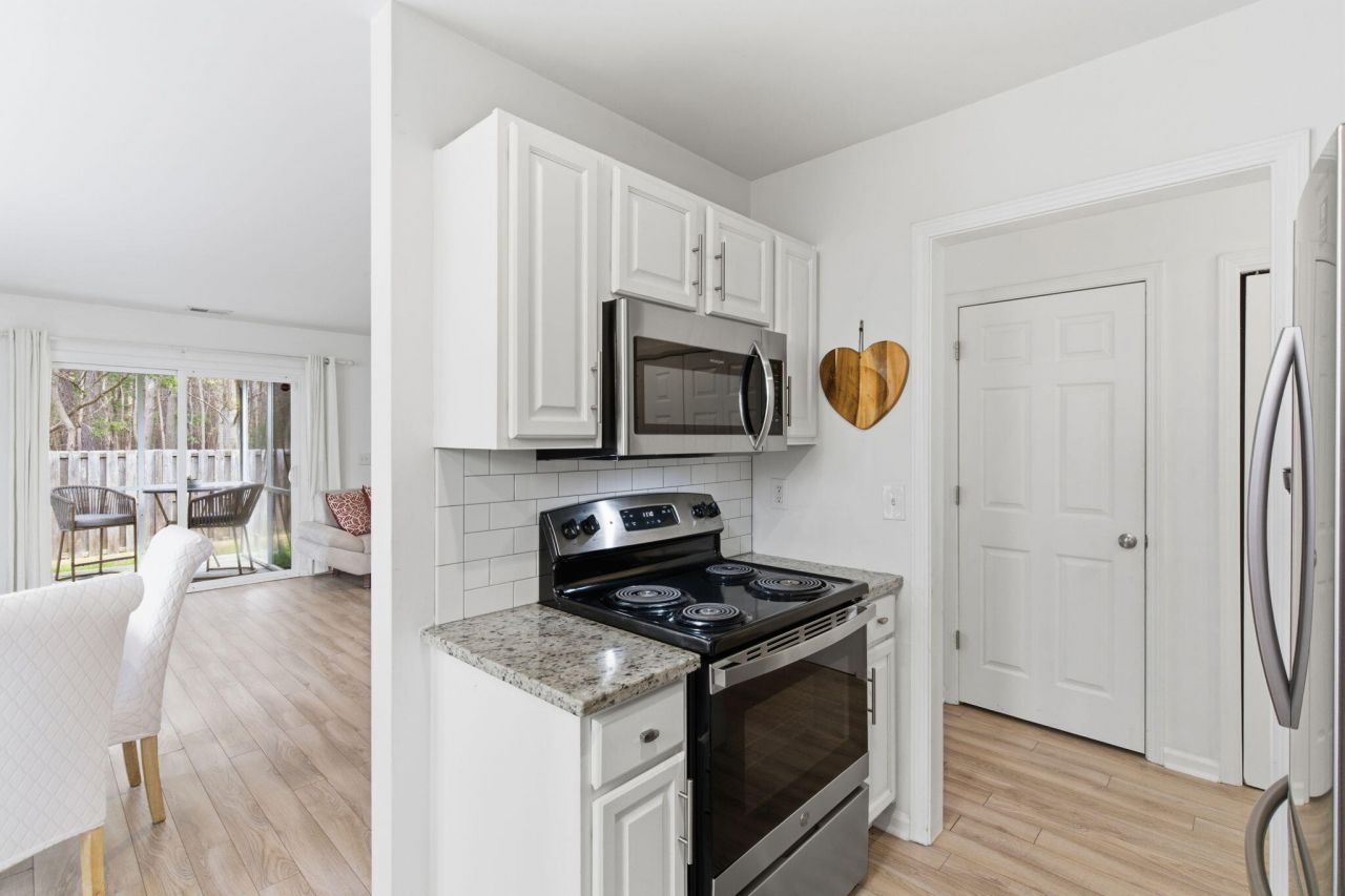 4875 Carnoustie Court Photo 11