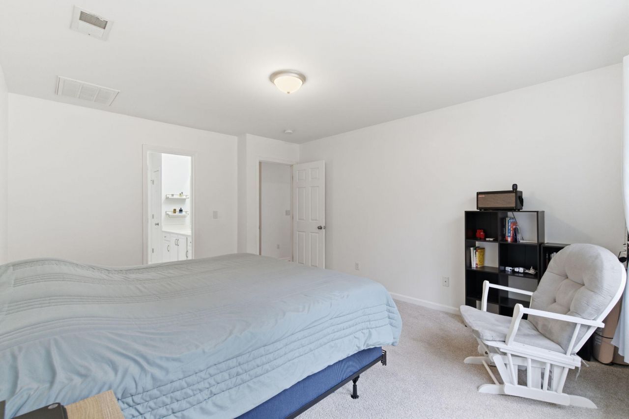 4875 Carnoustie Court Photo 18