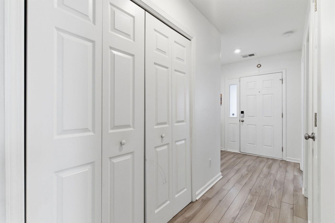 4875 Carnoustie Court Photo 28